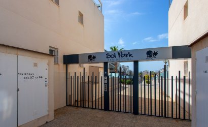 Herverkoop - Herenhuis -
Torrevieja - Aguas Nuevas