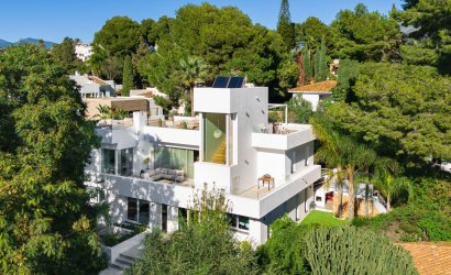 Herverkoop - Villa -
Marbella - Nueva Andalucía