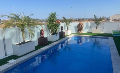 Herverkoop - Villa -
Los Montesinos - Costa Blanca