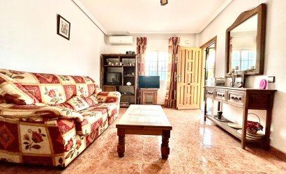 Herverkoop - Town House -
Cabo Roig - Costa Blanca