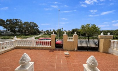 Herverkoop - Town House -
Cabo Roig - Costa Blanca