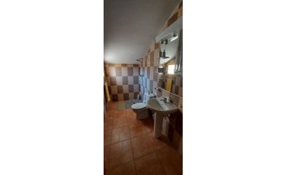 Herverkoop - Villa -
Calasparra - Inland