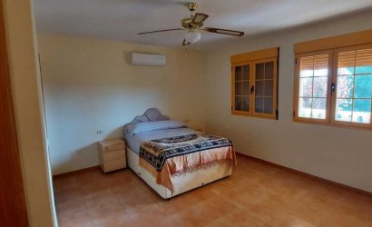 Herverkoop - Villa -
Calasparra - Inland