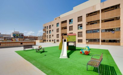 Herverkoop - Apartment -
Torrevieja - Centro