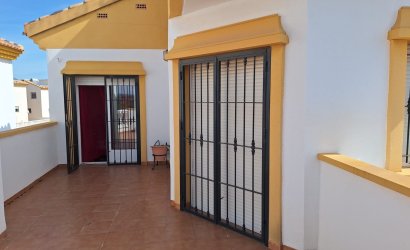 Reventa - Villa -
Guardamar del Segura - El Raso