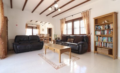 Resale - Villa -
Formentera del Segura - Euroroda