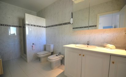 Reventa - Villa -
Altea