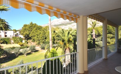 Reventa - Villa -
Altea