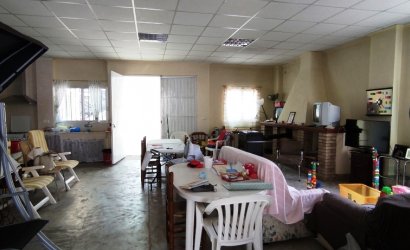 Herverkoop - Land -
Lorca