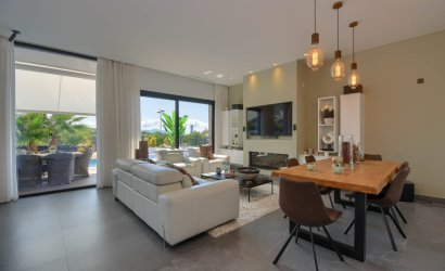 Reventa - Villa -
Finestrat