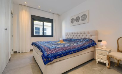 Reventa - Villa -
Finestrat