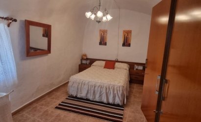 Herverkoop - Country House -
Hondón de las Nieves - Inland