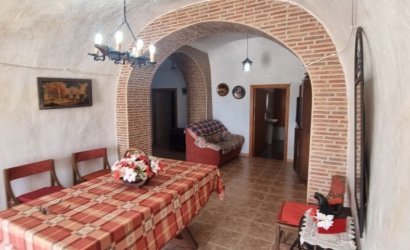 Herverkoop - Country House -
Hondón de las Nieves - Inland