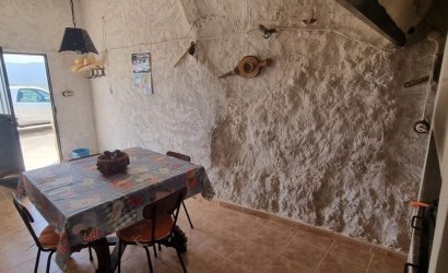 Herverkoop - Country House -
Hondón de las Nieves - Inland