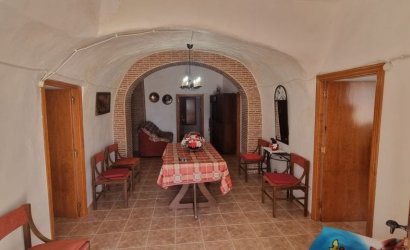 Herverkoop - Country House -
Hondón de las Nieves - Inland