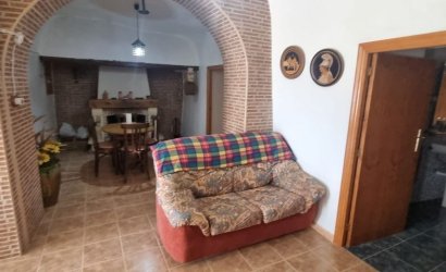 Herverkoop - Country House -
Hondón de las Nieves - Inland