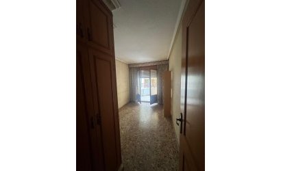 Herverkoop - Apartment -
Orihuela - Zona Centro