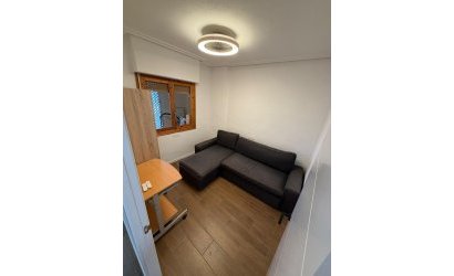 Herverkoop - Apartment -
Torrevieja - Punta Prima