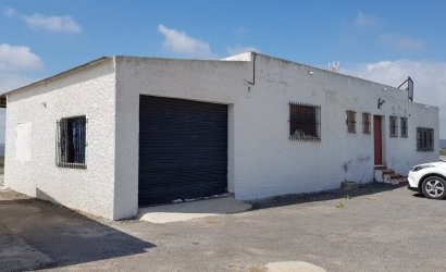 Herverkoop - Finca -
Los Montesinos