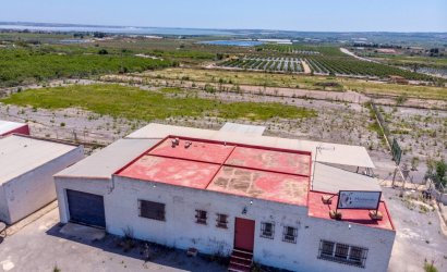 Herverkoop - Finca -
Los Montesinos