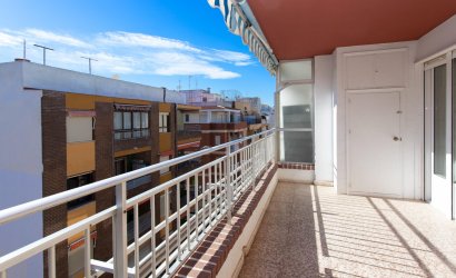 Herverkoop - Penthouse -
Torrevieja - Playa del Cura