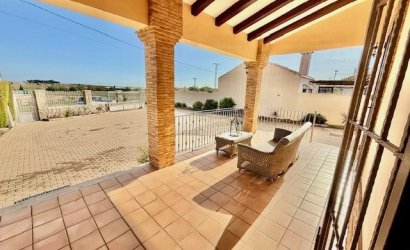 Herverkoop - Villa -
Avileses - Inland