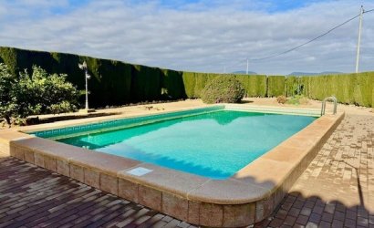 Herverkoop - Villa -
Avileses - Inland