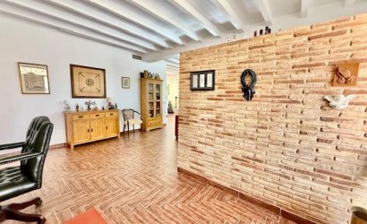 Herverkoop - Villa -
Avileses - Inland