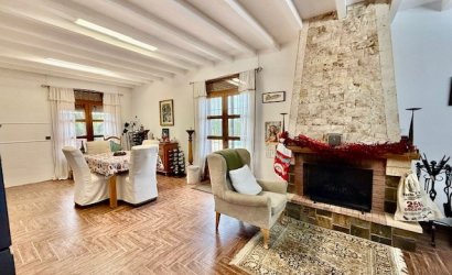 Herverkoop - Villa -
Avileses - Inland