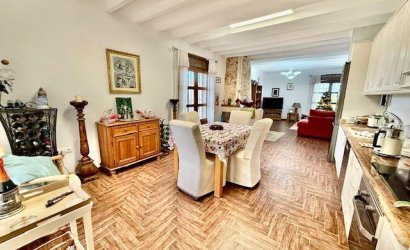 Herverkoop - Villa -
Avileses - Inland