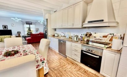 Herverkoop - Villa -
Avileses - Inland