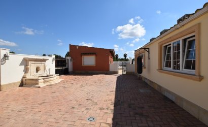 Herverkoop - Country House -
Heredades - Costa Blanca