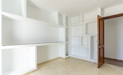 Herverkoop - Apartment -
San Luis de Sabinillas - Costa del Sol