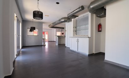 Reventa - Comercial -
Ciudad Quesada - La Marquesa