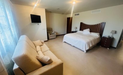 Reventa - Villa -
Sucina - Inland