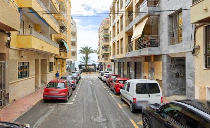 Reventa - Apartment -
Torrevieja - Paseo Maritimo
