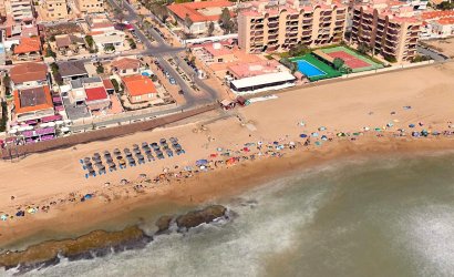 Reventa - Town House -
Torrevieja - La Mata