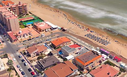 Reventa - Town House -
Torrevieja - La Mata