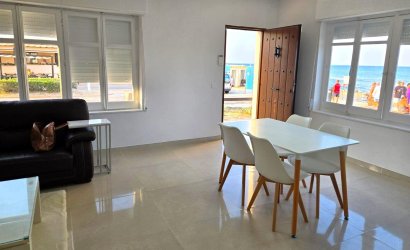 Reventa - Town House -
Torrevieja - La Mata