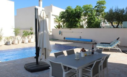 Reventa - Villa -
San Miguel de Salinas - Inland