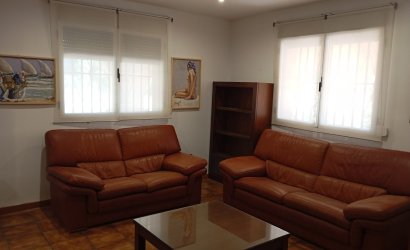 Reventa - Villa -
Yecla - Inland