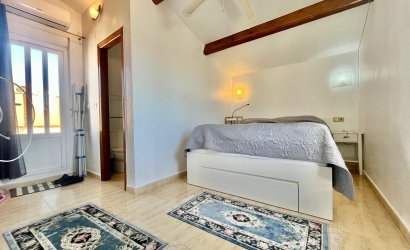 Herverkoop - Villa -
Orihuela Costa - Los Almendros-la Florida