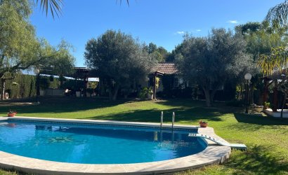 Herverkoop - Finca -
Dolores - Comunidad Valenciana