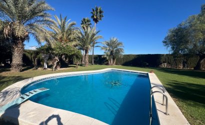 Herverkoop - Finca -
Dolores - Comunidad Valenciana