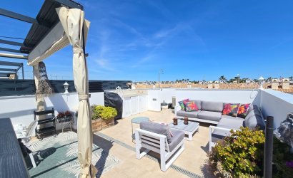 Herverkoop - Townhouse * -
Ciudad Quesada * - Doña Pepa *