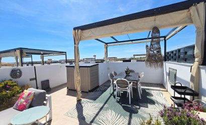 Herverkoop - Townhouse * -
Ciudad Quesada * - Doña Pepa *