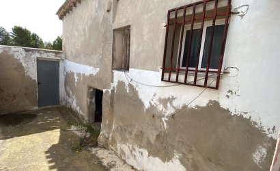 Resale - Country House -
Elda