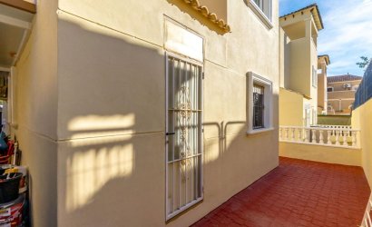 Resale - Villa -
Orihuela Costa - Costa Blanca