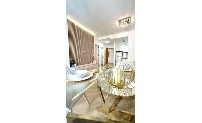 Herverkoop - Apartment -
Torrevieja - Centro