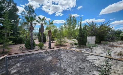 Resale - Villa -
Sax